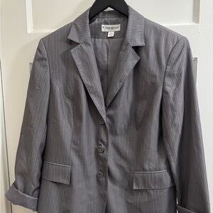 ⭐️John Meyer jacket, size 14